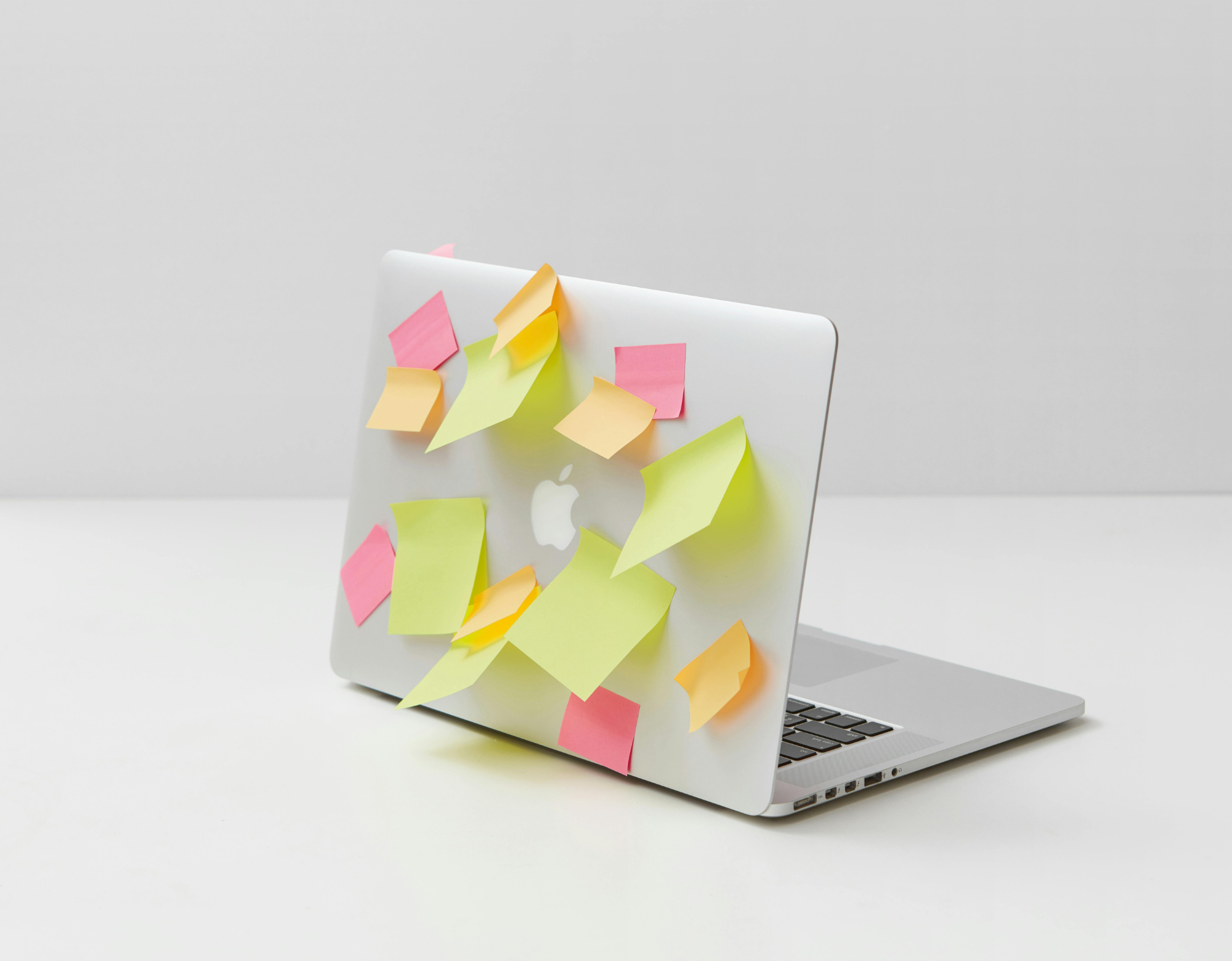 Agile Development on a Budget: Boost ROI for SMEs and Large Tech Companies